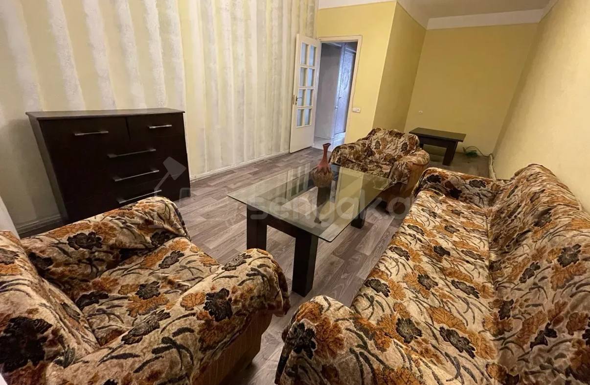 2 Սենյականոց Բնակարան Քարե Շենքում, 63քմ, 2/5 հարկ, Կոսմետիկ Վերանորոգված