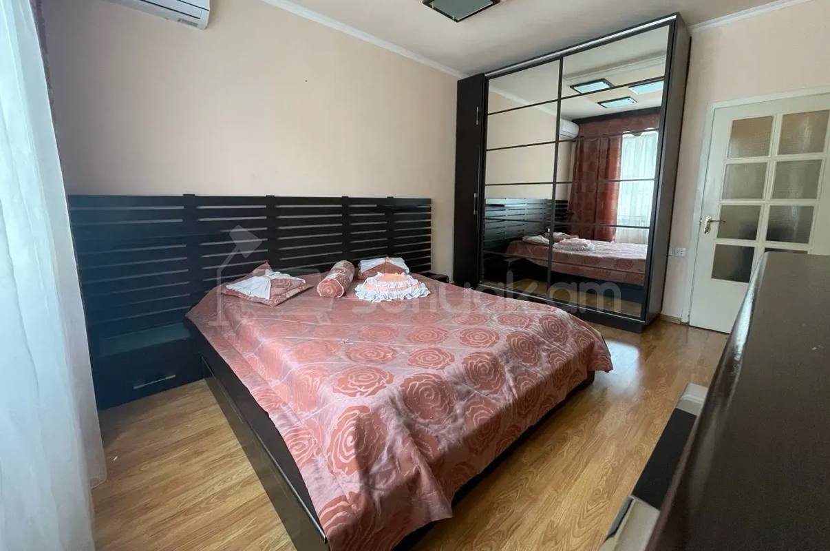 2 Սենյականոց Բնակարան Քարե Շենքում, 63քմ, 2/5 հարկ, Կոսմետիկ Վերանորոգված