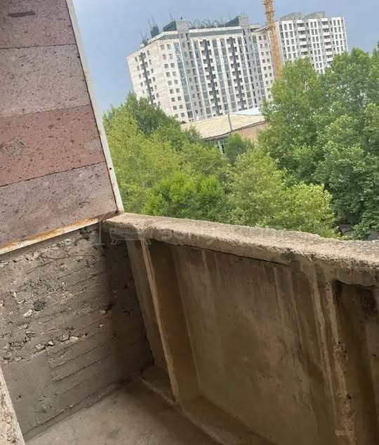 2 Սենյականոց Բնակարան, 60քմ, 8/9 հարկ, Պետական Վիճակում
