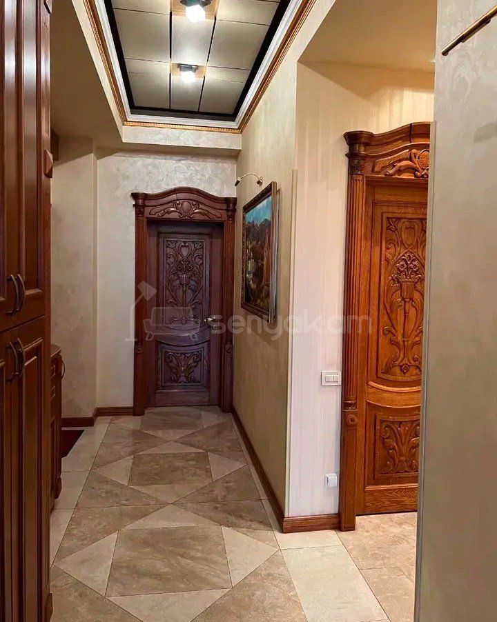 3 Սենյականոց Բնակարան Նորակառույցում, 160քմ, 10/18 հարկ, Կապիտալ Վերանորոգված, Կահավորված, Արևկող