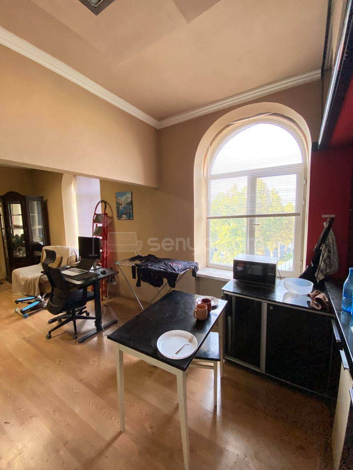 2 Սենյականոց Բնակարան Քարե Շենքում, 70քմ, 4/5 հարկ, Կապիտալ Վերանորոգված, Կահավորված