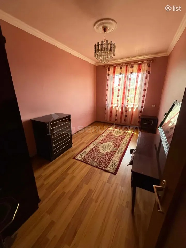 2 Սենյականոց Բնակարան Քարե Շենքում, 56քմ, 2/5 հարկ, Նորմալ Վիճակում, Կահավորված