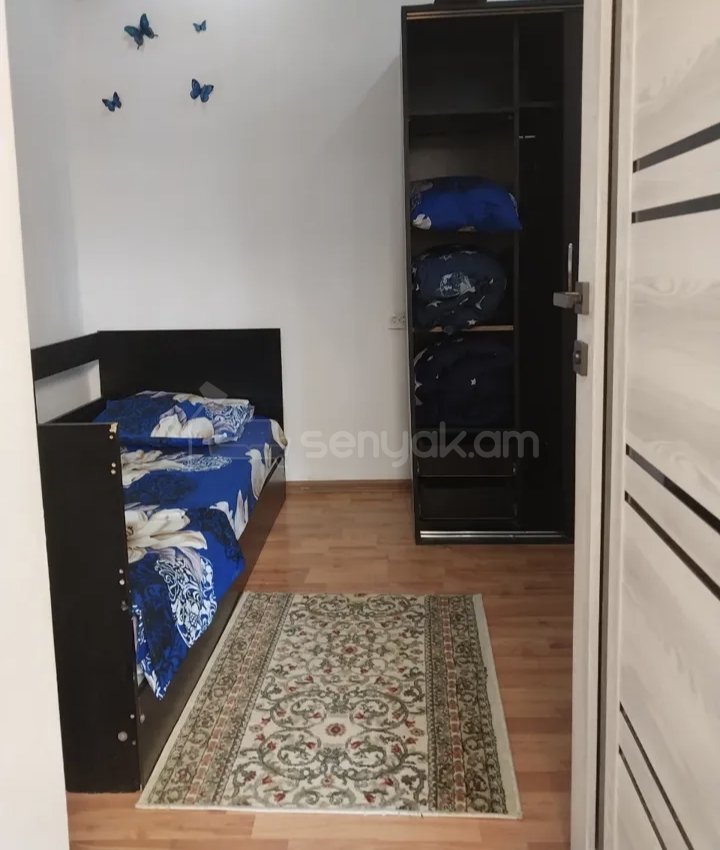 3 Սենյականոց Բնակարան Քարե Շենքում, 89քմ, 2/2 հարկ, Կապիտալ Վերանորոգված, Կահավորված
