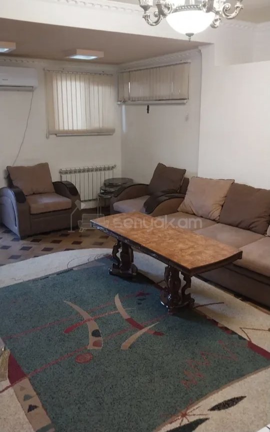 3 Սենյականոց Բնակարան Քարե Շենքում, 89քմ, 2/2 հարկ, Կապիտալ Վերանորոգված, Կահավորված