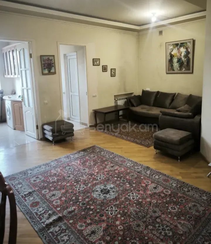 3 Սենյականոց Բնակարան Քարե Շենքում, 87քմ, 3/5 հարկ, Նորմալ Վիճակում, Կահավորված