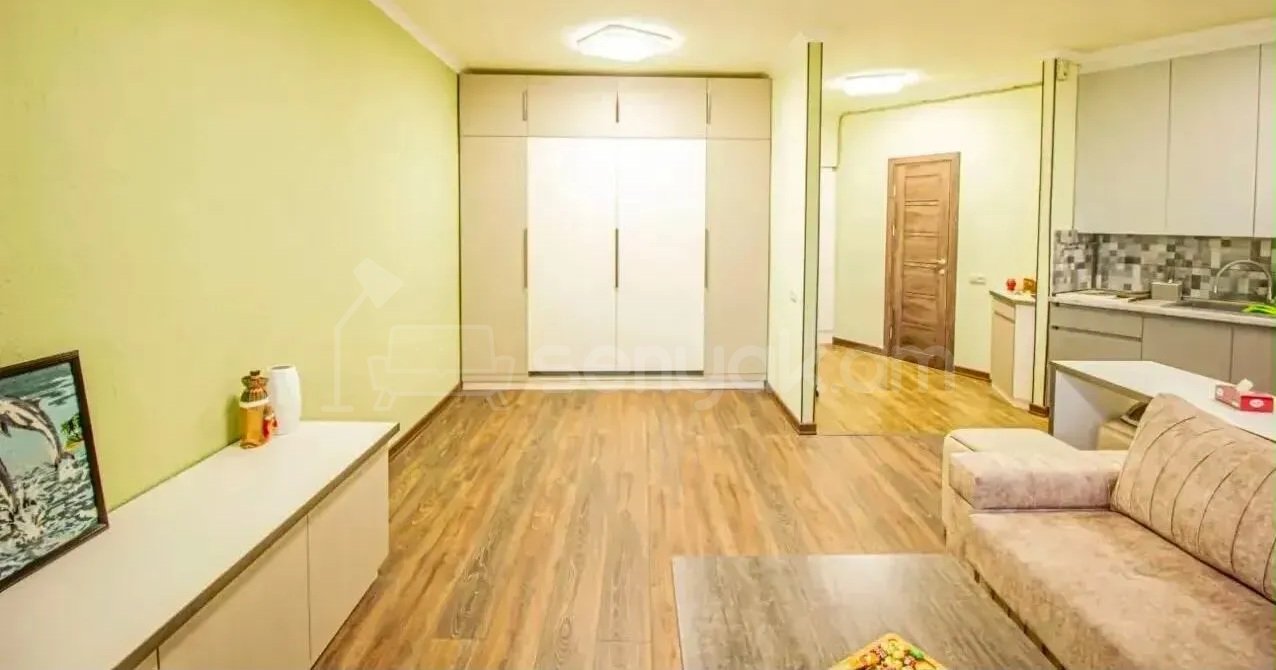1 Սենյականոց Բնակարան Քարե Շենքում, 40քմ, 5/12 հարկ, Կապիտալ Վերանորոգված, Կահավորված