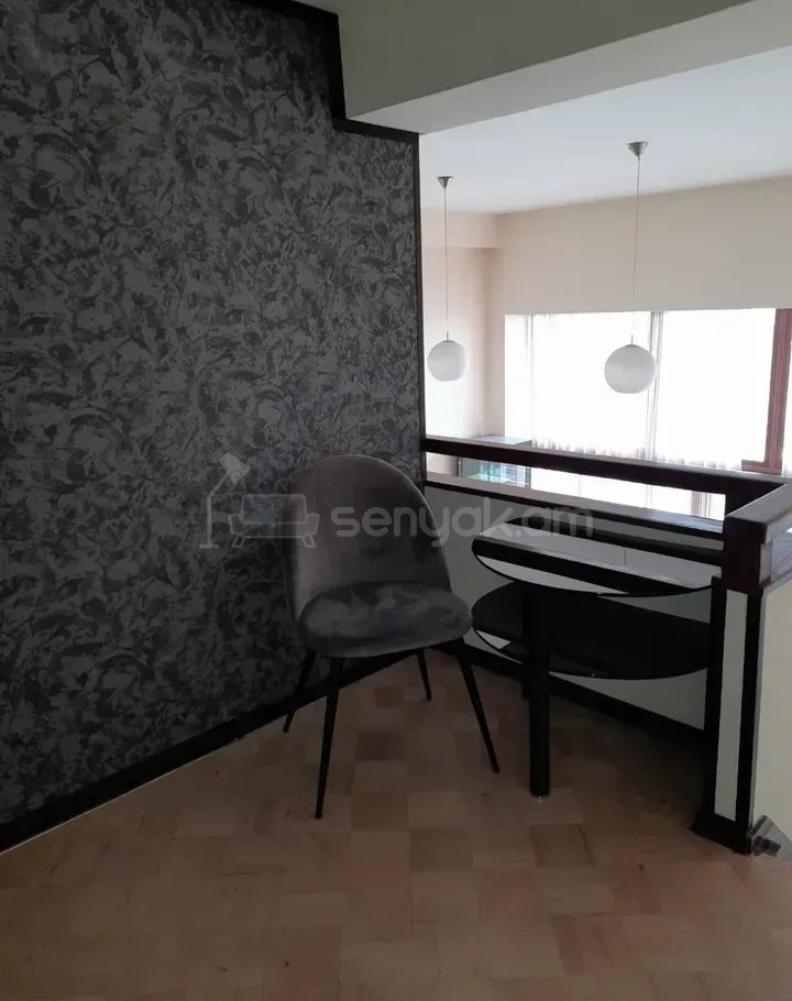 3 Սենյականոց Բնակարան Քարե Շենքում, 110քմ, 8/9 հարկ, Կապիտալ Վերանորոգված, Կահավորված