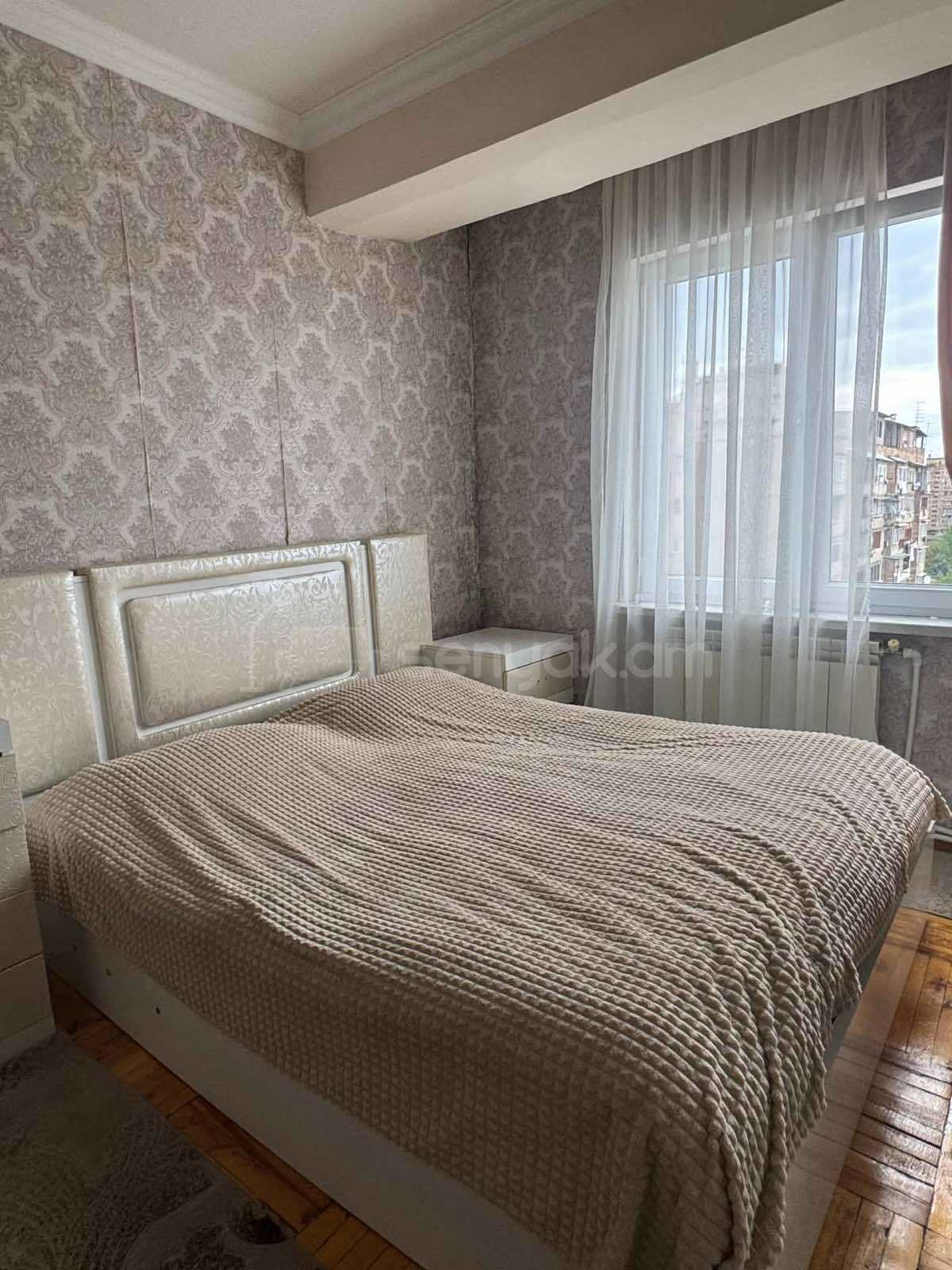 2 Սենյականոց Բնակարան Քարե Շենքում, 60քմ, 1/5 հարկ, Կապիտալ Վերանորոգված, Կահավորված, Արևկող