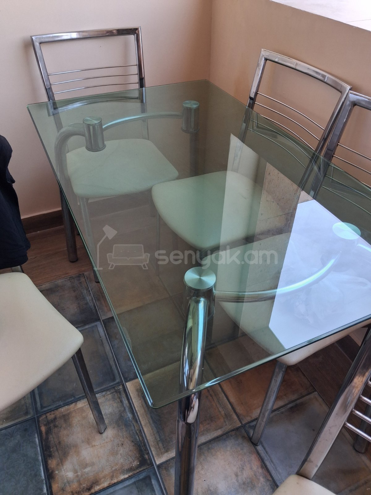 2 Սենյականոց Բնակարան Քարե Շենքում, 60քմ, 1/5 հարկ, Կապիտալ Վերանորոգված, Կահավորված, Արևկող