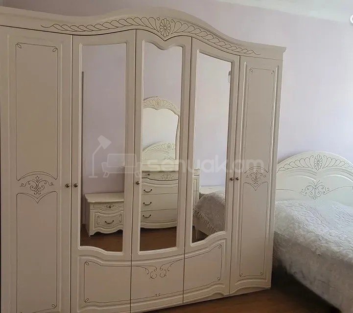 2 Սենյականոց Բնակարան Քարե Շենքում, 60քմ, 1/5 հարկ, Կապիտալ Վերանորոգված, Կահավորված, Արևկող