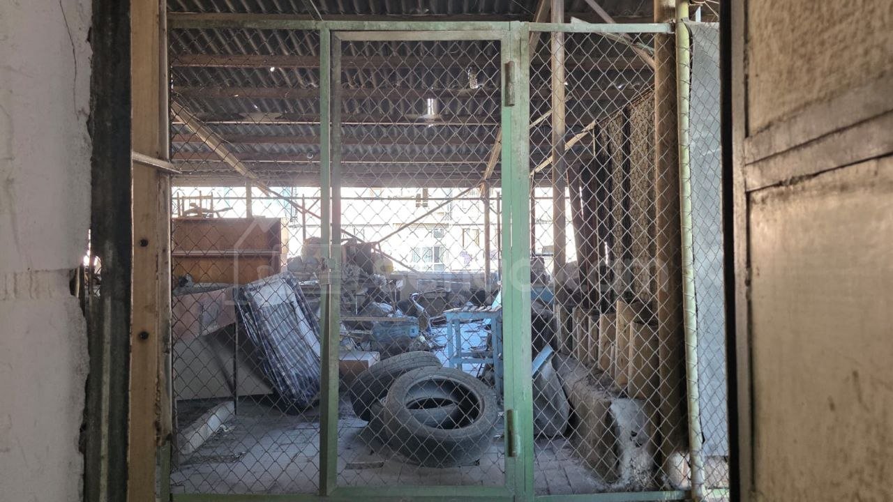 3 Սենյականոց Բնակարան Քարե Շենքում, 64քմ, 7/7 հարկ, Պետական Վիճակում