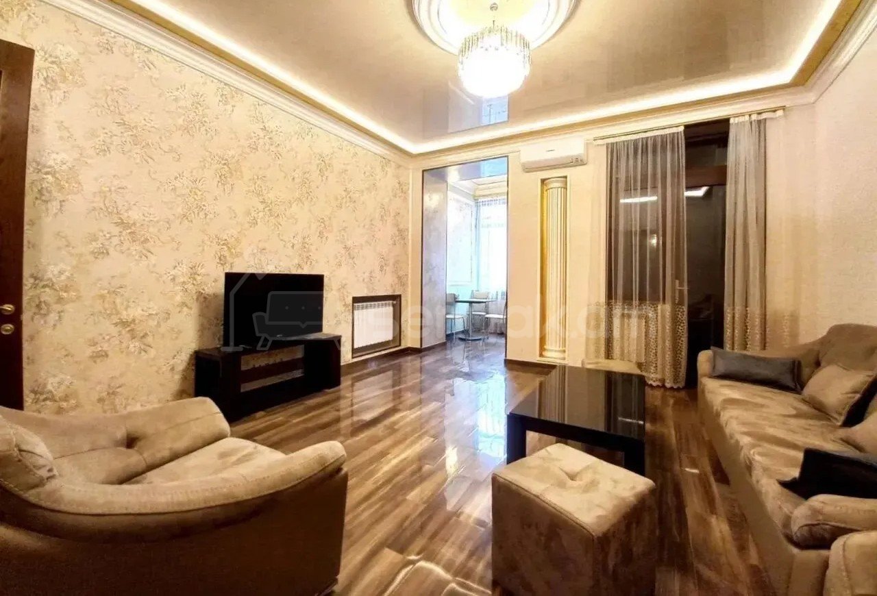 2 Սենյականոց Բնակարան Քարե Շենքում, 46քմ, 2/5 հարկ, Դիզայներական Վերանորոգված