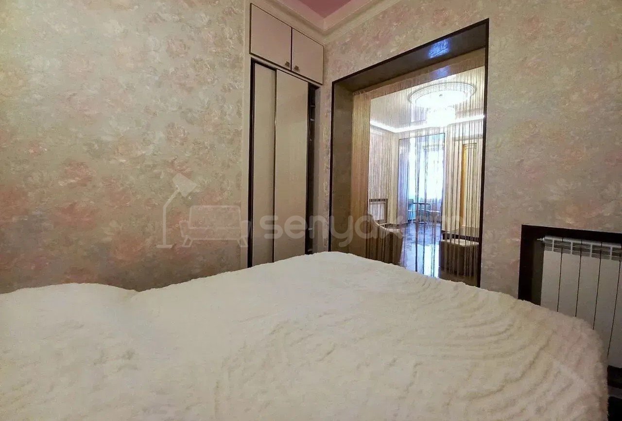 2 Սենյականոց Բնակարան Քարե Շենքում, 46քմ, 2/5 հարկ, Դիզայներական Վերանորոգված