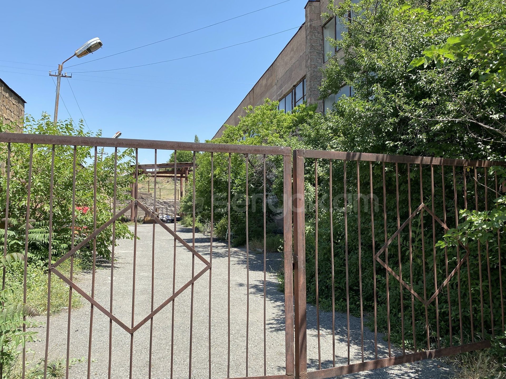 Շենք-Շինություն, 1880քմ, Կապիտալ Վերանորոգված