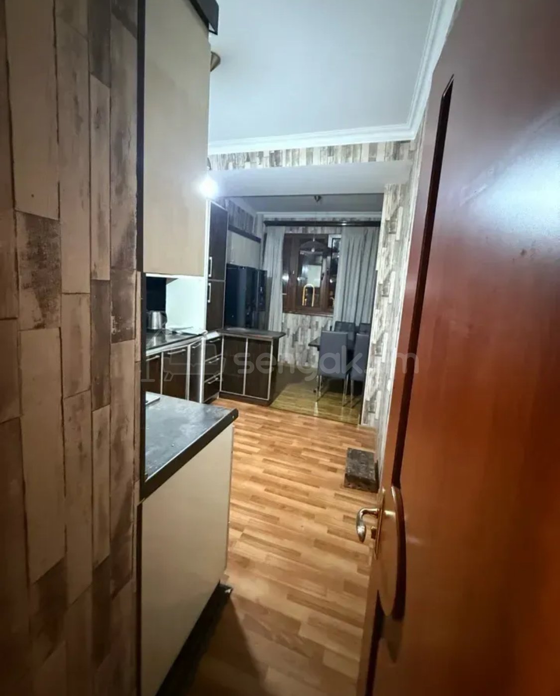 3 Սենյականոց Բնակարան, 91քմ, 9/11 հարկ, Կապիտալ Վերանորոգված, Կահավորված