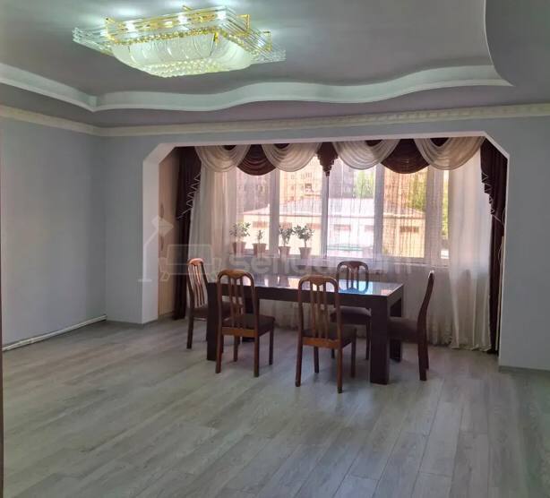 3 Սենյականոց Բնակարան, 77քմ, 3/9 հարկ, Կոսմետիկ Վերանորոգված, Կահավորված