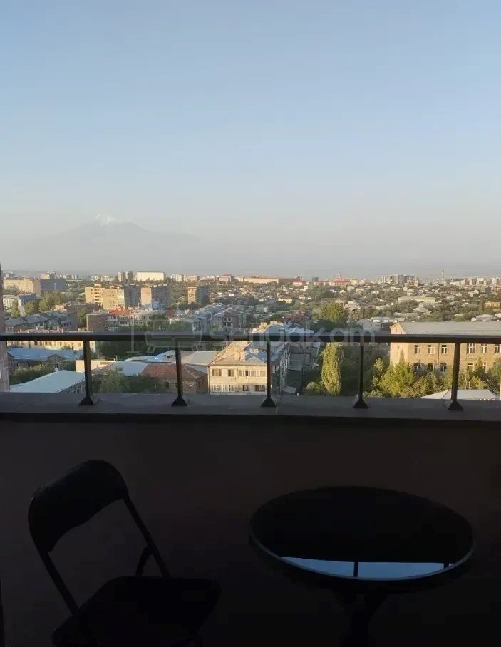 4 Սենյականոց Բնակարան Նորակառույցում, 74քմ, 8/12 հարկ, Կապիտալ Վերանորոգված