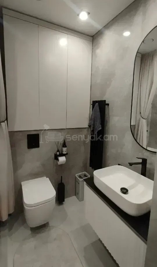 4 Սենյականոց Բնակարան Նորակառույցում, 74քմ, 8/12 հարկ, Կապիտալ Վերանորոգված