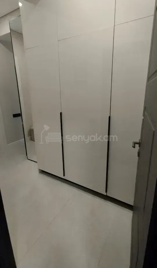 4 Սենյականոց Բնակարան Նորակառույցում, 74քմ, 8/12 հարկ, Կապիտալ Վերանորոգված