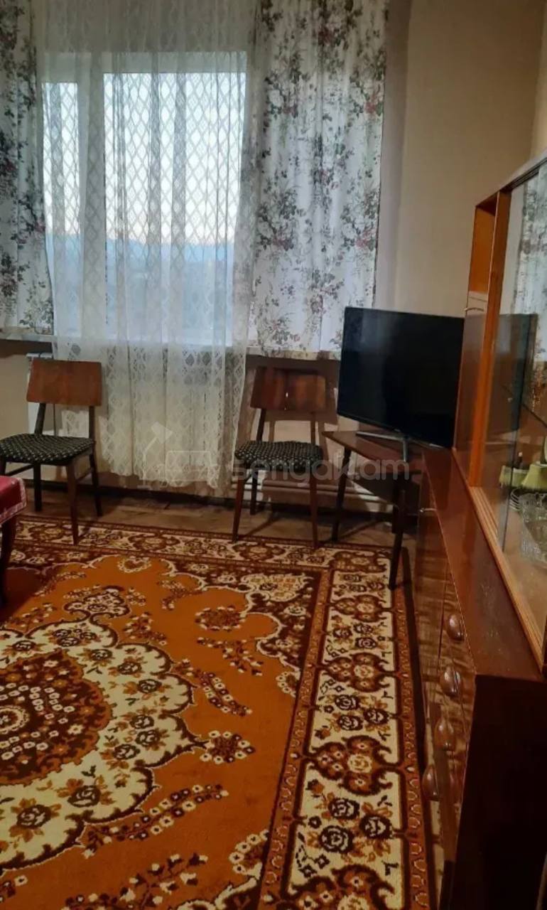 1 Սենյականոց Բնակարան, 40քմ, 5/12 հարկ, Նորմալ Վիճակում, Կահավորված