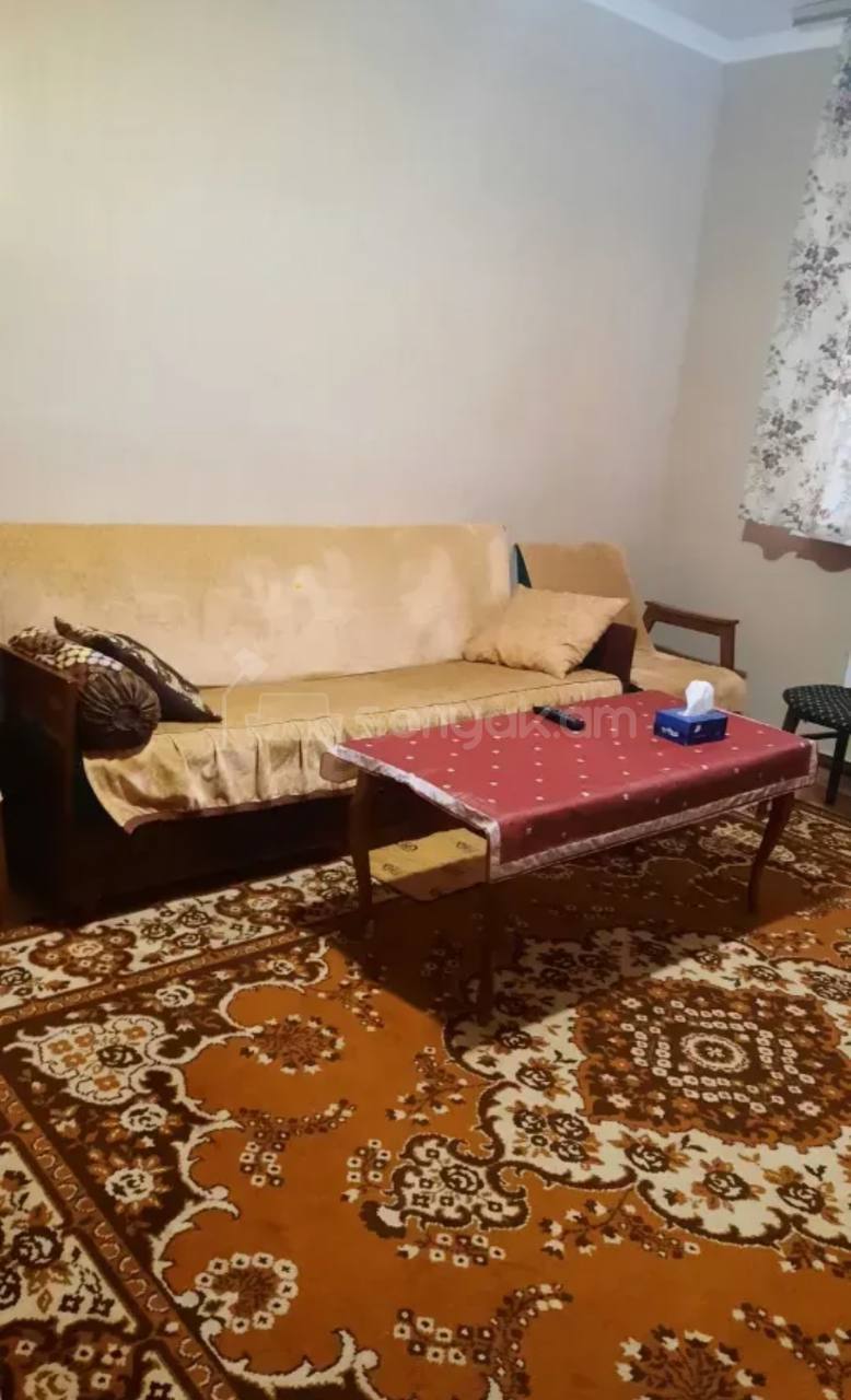1 Սենյականոց Բնակարան, 40քմ, 5/12 հարկ, Նորմալ Վիճակում, Կահավորված