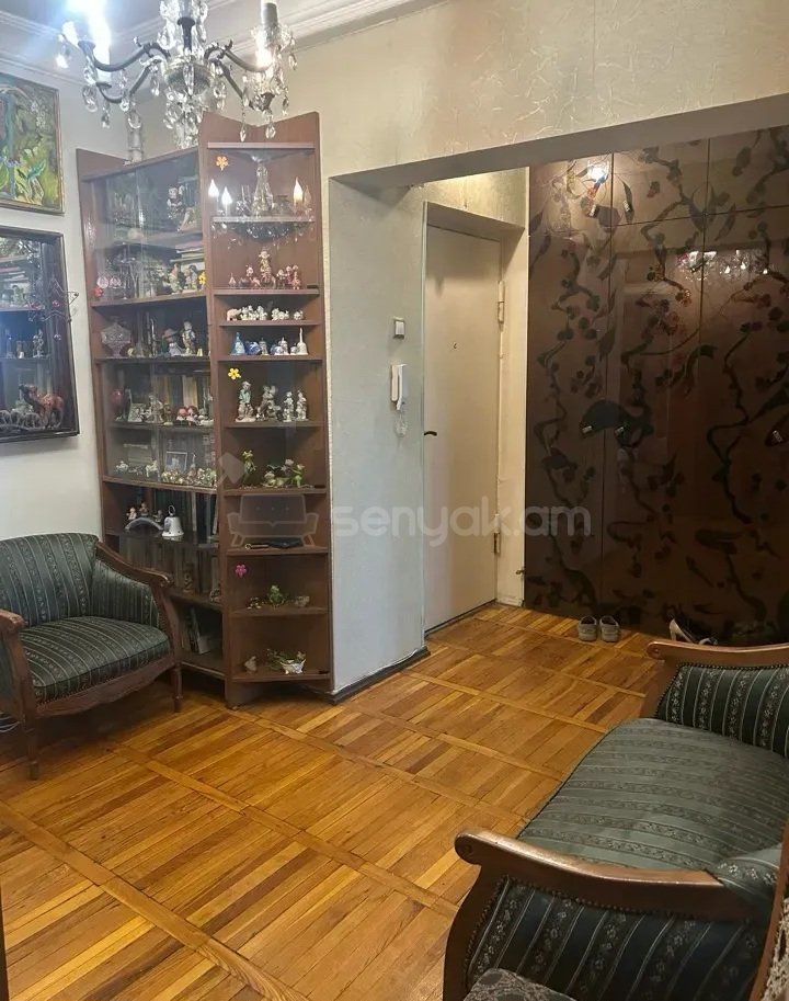 3 Սենյականոց Բնակարան Քարե Շենքում, 86քմ, 8/9 հարկ, Կապիտալ Վերանորոգված, Կահավորված