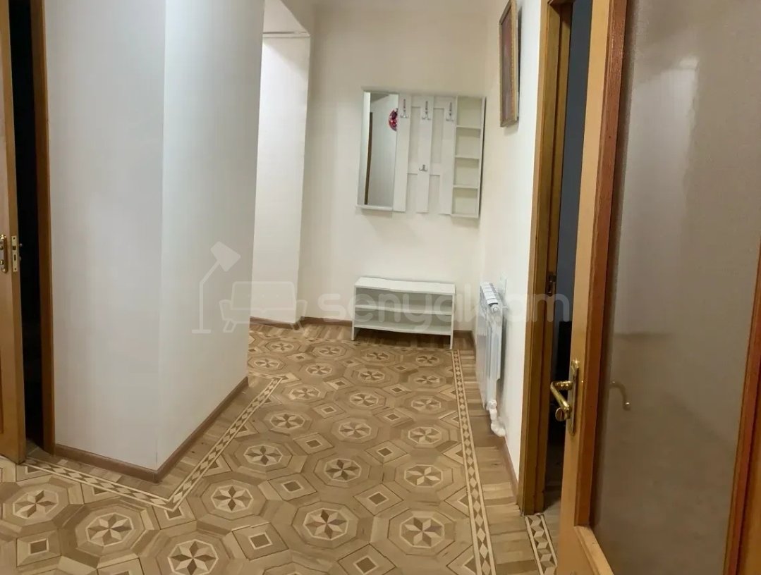 3 Սենյականոց Բնակարան, 67քմ, 2/14 հարկ, Նորմալ Վիճակում