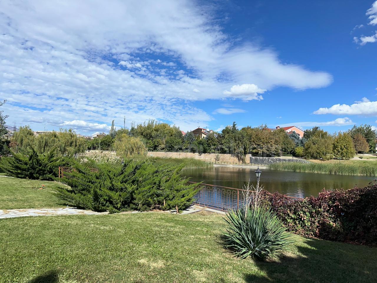 5 Սենյականոց Սեփական Տուն, 400քմ, Կապիտալ Վերանորոգված