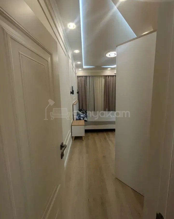 2 Սենյականոց Բնակարան Նորակառույցում, 62քմ, 9/12 հարկ, Դիզայներական Վերանորոգված, Կահավորված, Արևկող