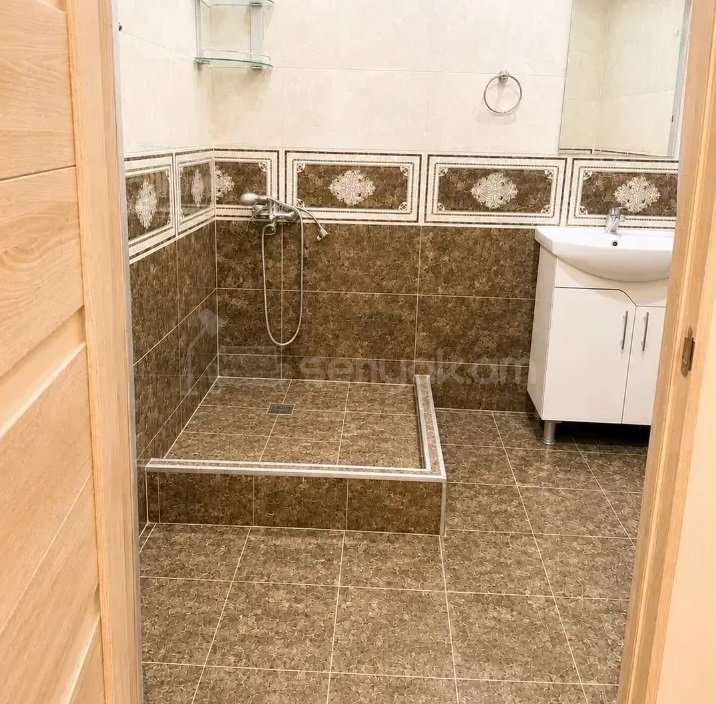 3 Սենյականոց Բնակարան Նորակառույցում, 111քմ, 2/5 հարկ, Կապիտալ Վերանորոգված