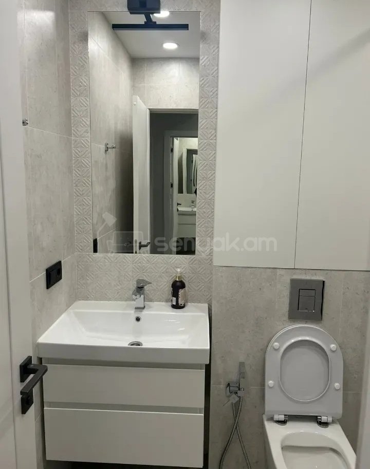 2 Սենյականոց Բնակարան Նորակառույցում, 55քմ, 14/17 հարկ, Դիզայներական Վերանորոգված, Կահավորված, Արևկող