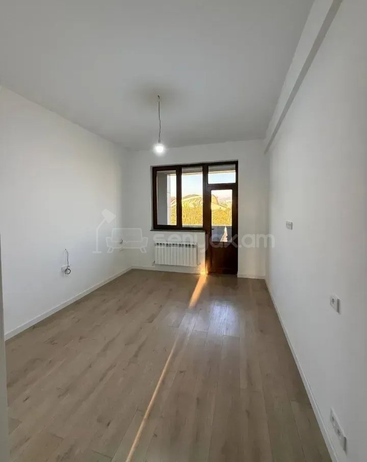 3 Սենյականոց Բնակարան Նորակառույցում, 111քմ, 12/13 հարկ, Կապիտալ Վերանորոգված