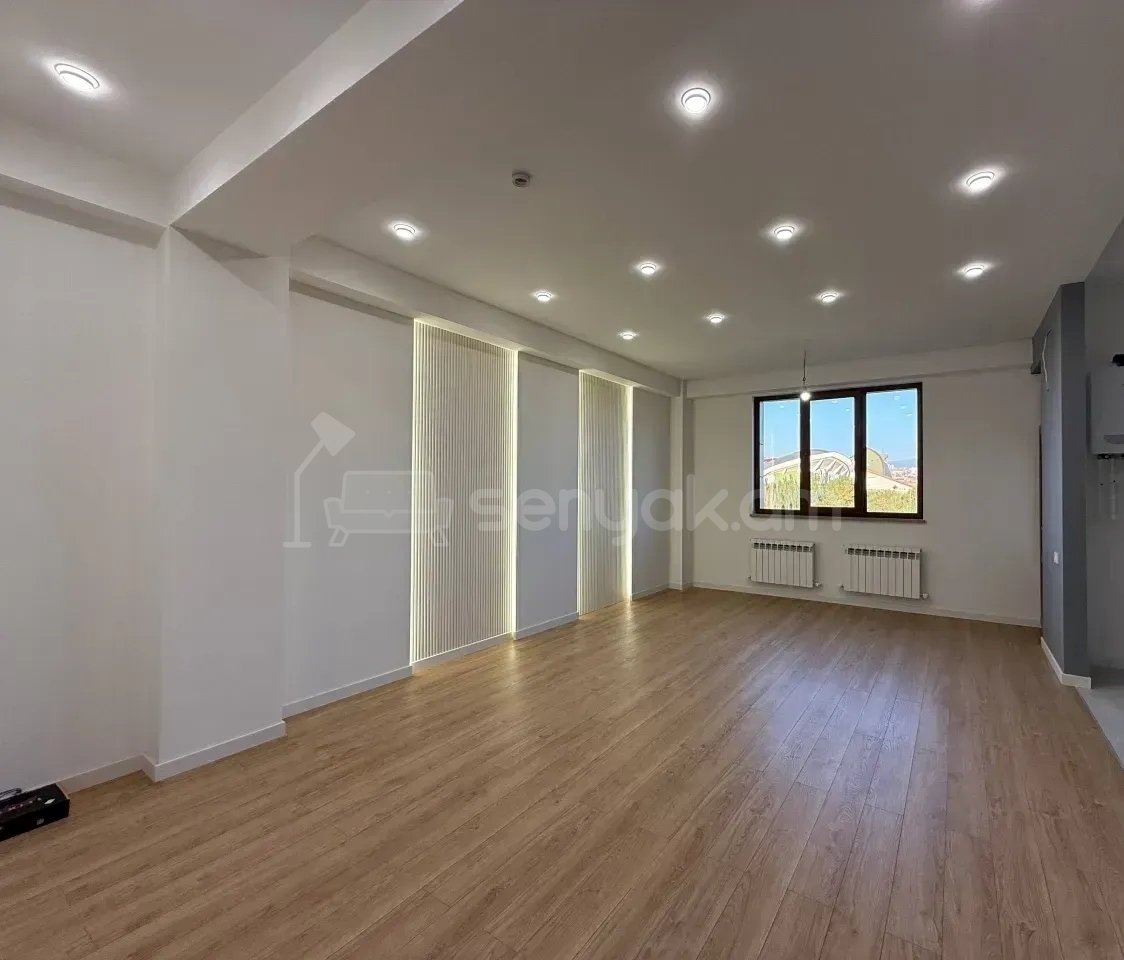 3 Սենյականոց Բնակարան Նորակառույցում, 111քմ, 12/13 հարկ, Կապիտալ Վերանորոգված