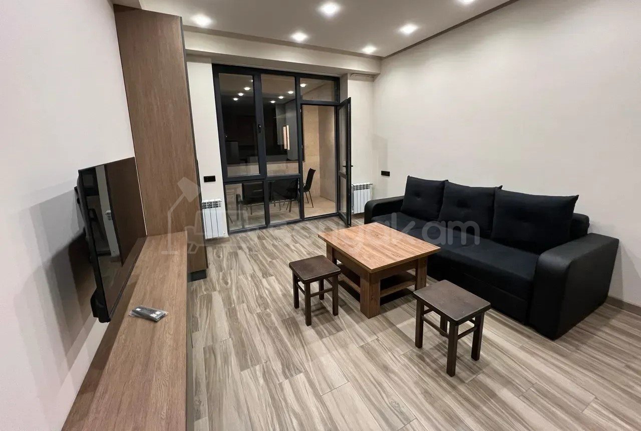 1 Սենյականոց Բնակարան Նորակառույցում, 35քմ, 7/9 հարկ, Կապիտալ Վերանորոգված