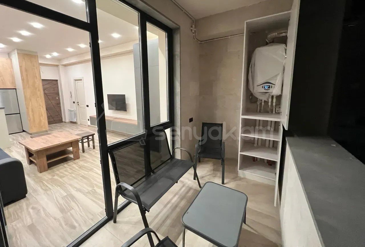 1 Սենյականոց Բնակարան Նորակառույցում, 35քմ, 7/9 հարկ, Կապիտալ Վերանորոգված