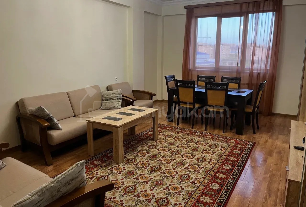 3 Սենյականոց Բնակարան Քարե Շենքում, 96քմ, 8/14 հարկ, Կապիտալ Վերանորոգված, Կահավորված