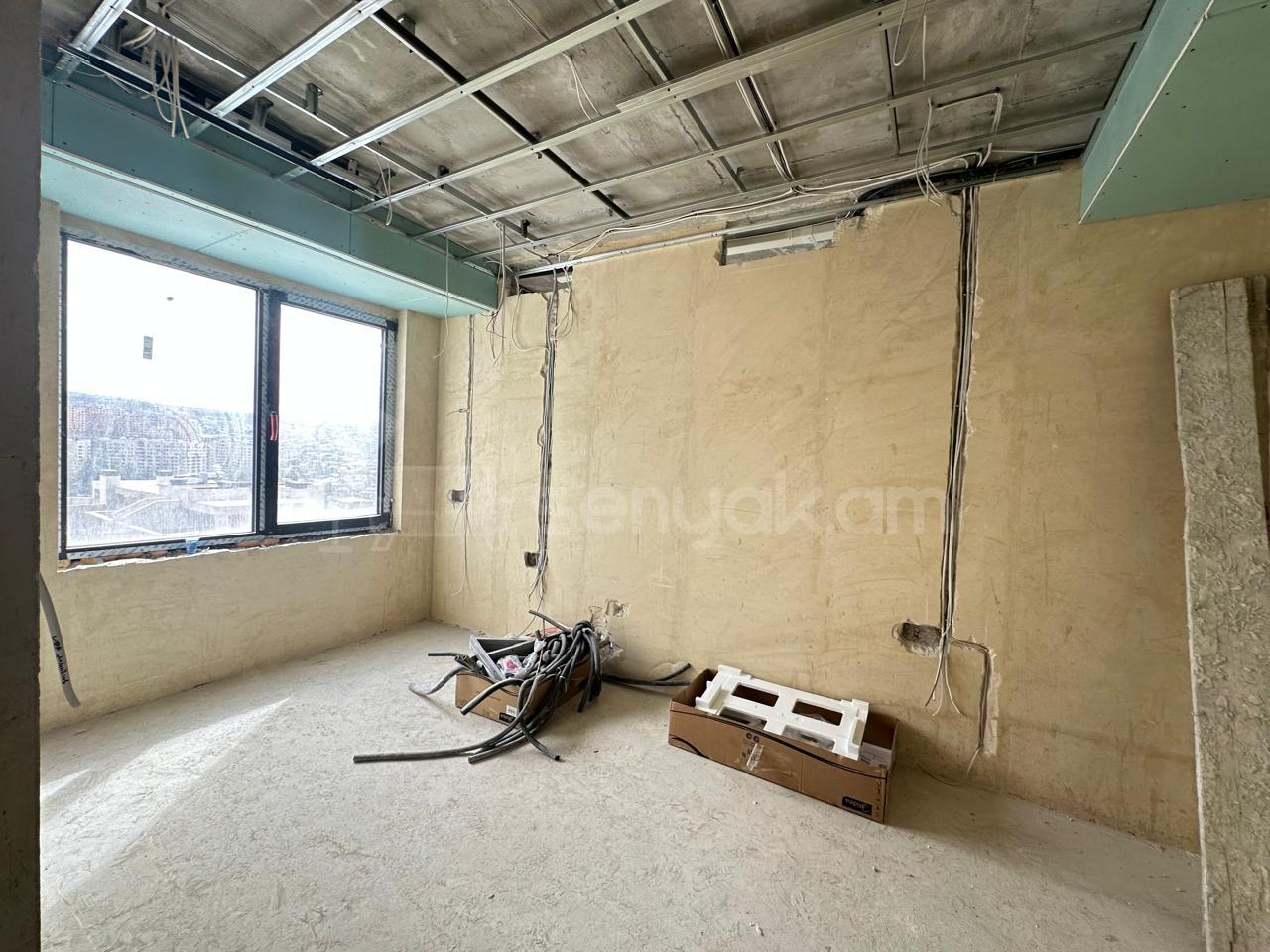 4 Սենյականոց Բնակարան Նորակառույցում, 167քմ, 8/8 հարկ, Զրոյական Վիճակում