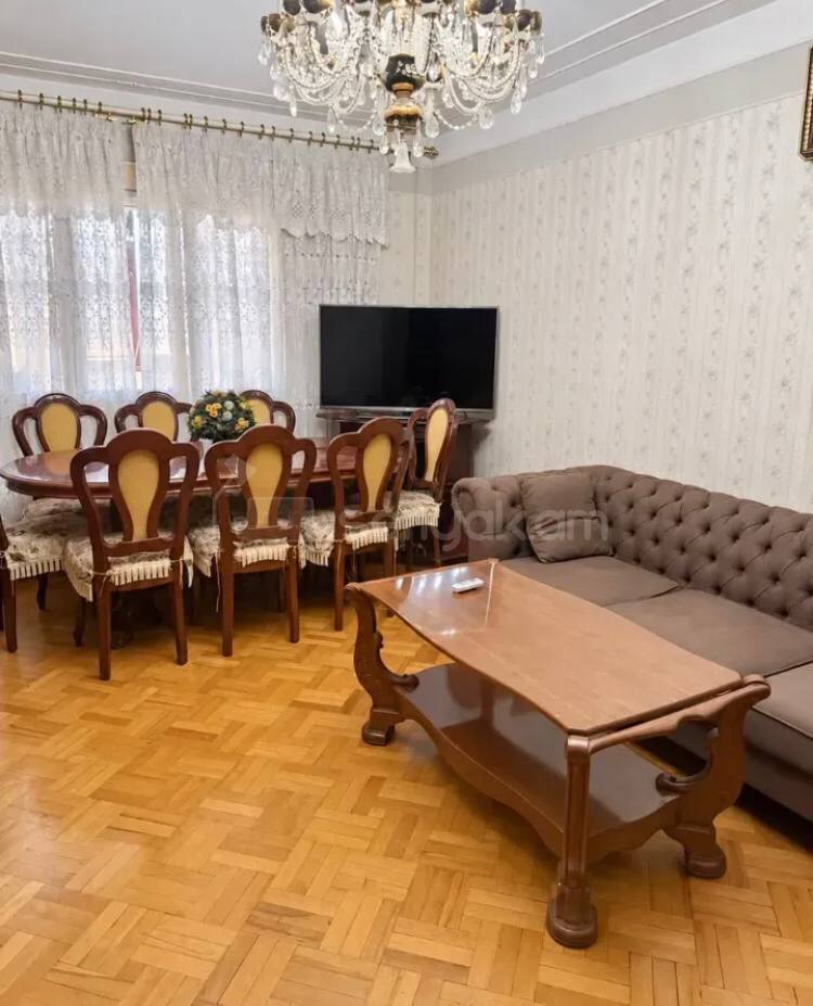 4 Սենյականոց Բնակարան, 85քմ, 5/9 հարկ, Կոսմետիկ Վերանորոգված, Կահավորված