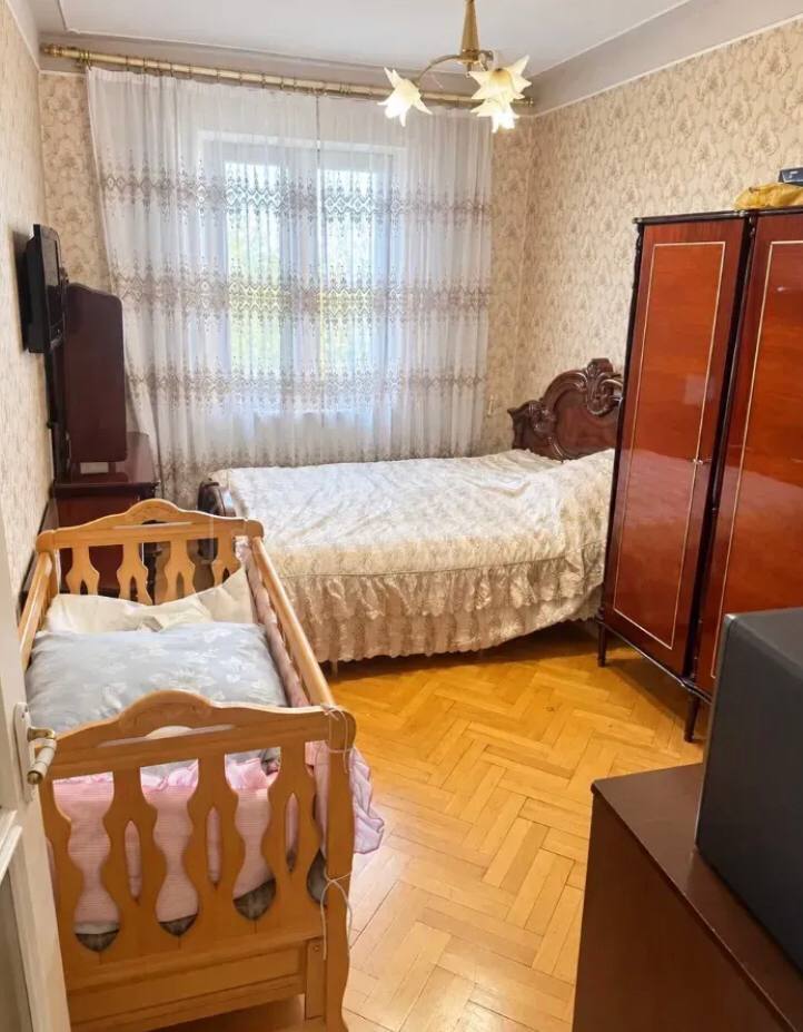4 Սենյականոց Բնակարան, 85քմ, 5/9 հարկ, Կոսմետիկ Վերանորոգված, Կահավորված