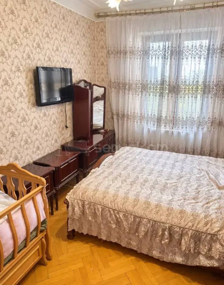 4 Սենյականոց Բնակարան, 85քմ, 5/9 հարկ, Կոսմետիկ Վերանորոգված, Կահավորված