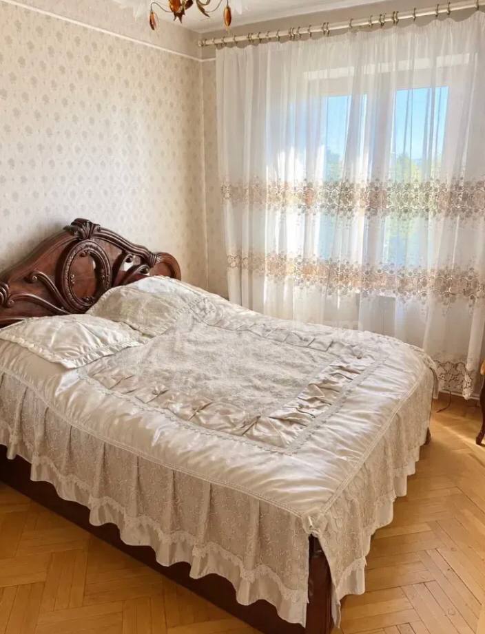4 Սենյականոց Բնակարան, 85քմ, 5/9 հարկ, Կոսմետիկ Վերանորոգված, Կահավորված