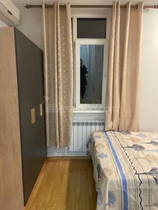 2 Սենյականոց Բնակարան Քարե Շենքում, 44քմ, 5/5 հարկ, Կոսմետիկ Վերանորոգված, Կահավորված