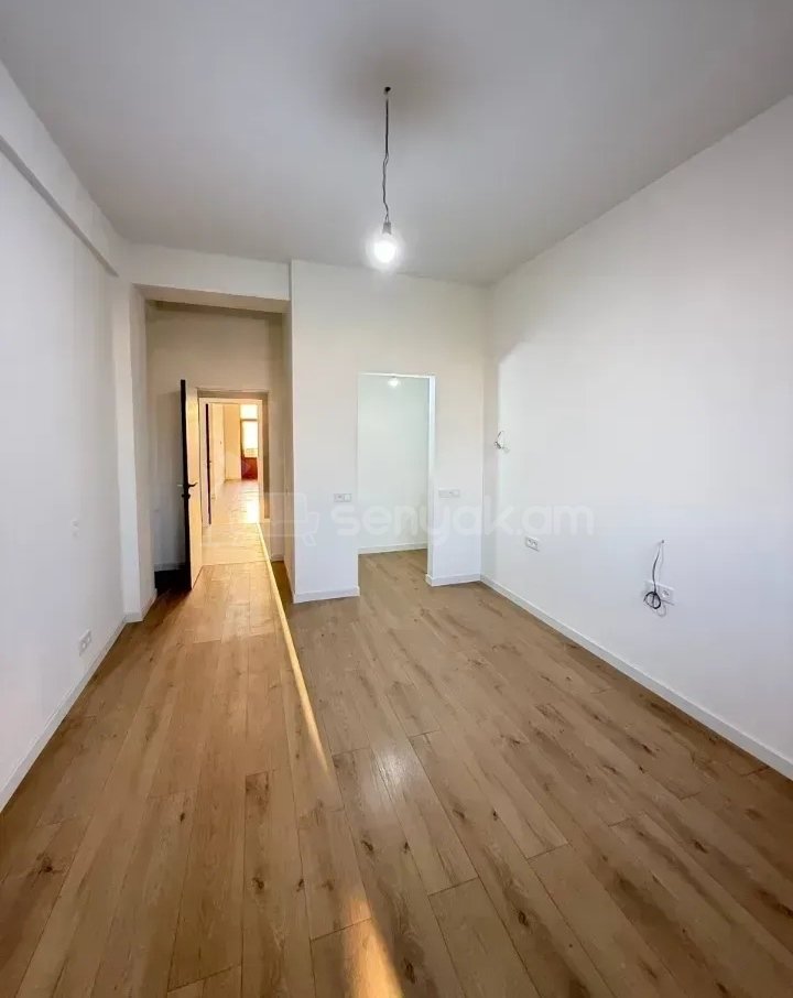 3 Սենյականոց Բնակարան Նորակառույցում, 111քմ, 12/13 հարկ, Կապիտալ Վերանորոգված