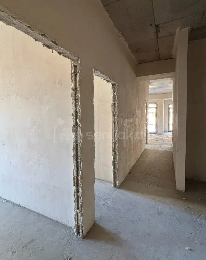 4 Սենյականոց Բնակարան Նորակառույցում, 105քմ, 4/13 հարկ, Զրոյական Վիճակում