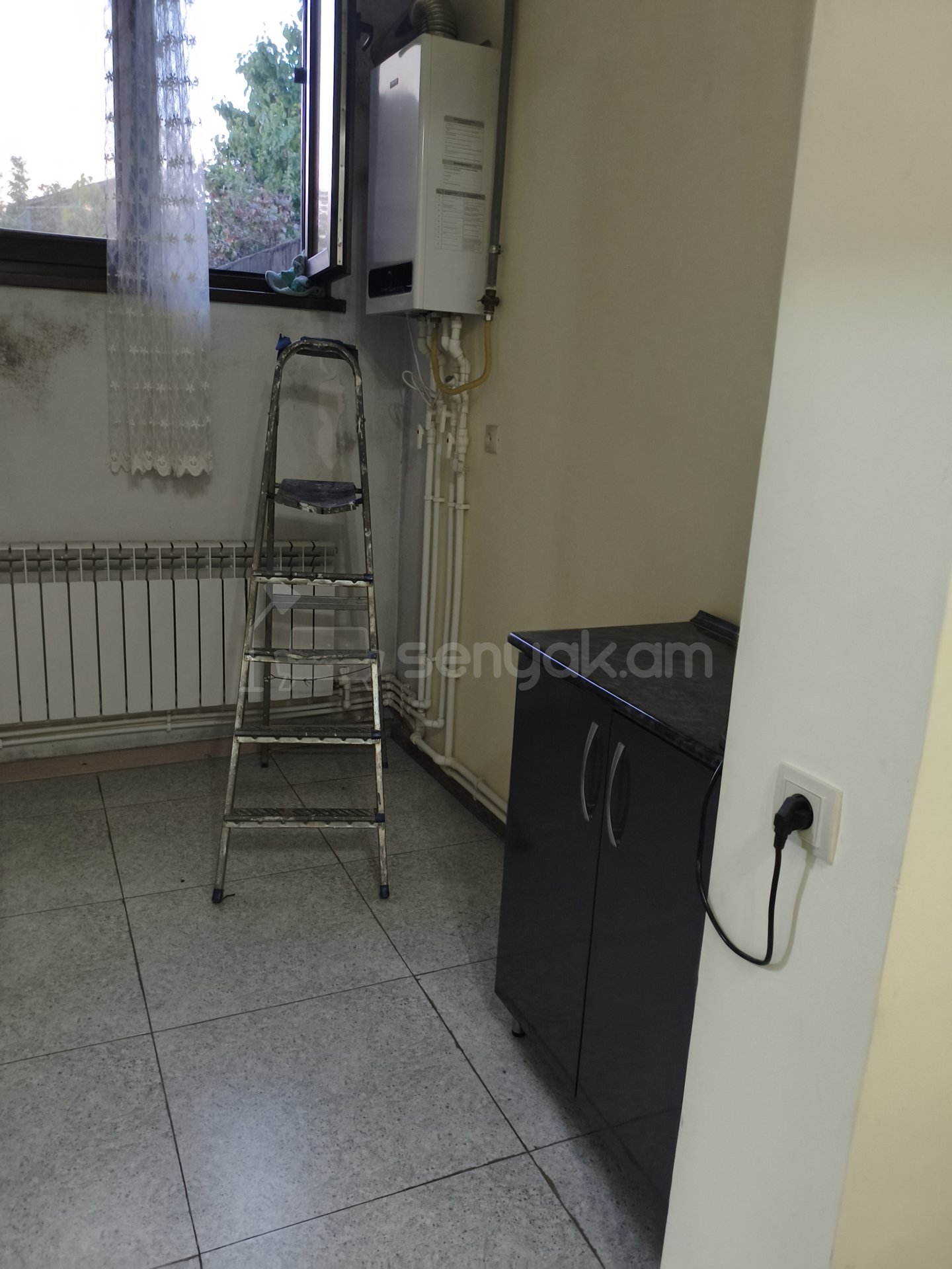 2 Սենյականոց Բնակարան Քարե Շենքում, 56քմ, 1/1 հարկ, Կապիտալ Վերանորոգված, Կահավորված
