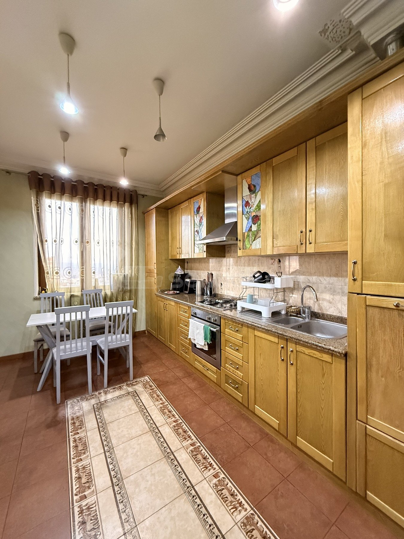 3 Սենյականոց Բնակարան Նորակառույցում, 114քմ, 7/8 հարկ, Դիզայներական Վերանորոգված