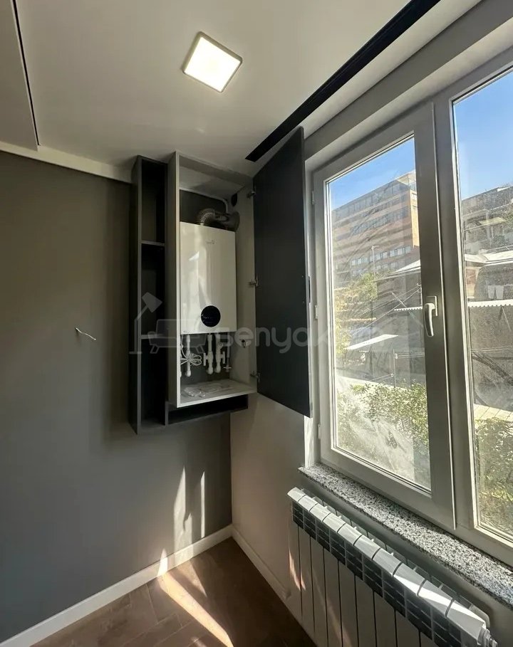 2 Սենյականոց Բնակարան Քարե Շենքում, 54քմ, 4/6 հարկ, Դիզայներական Վերանորոգված