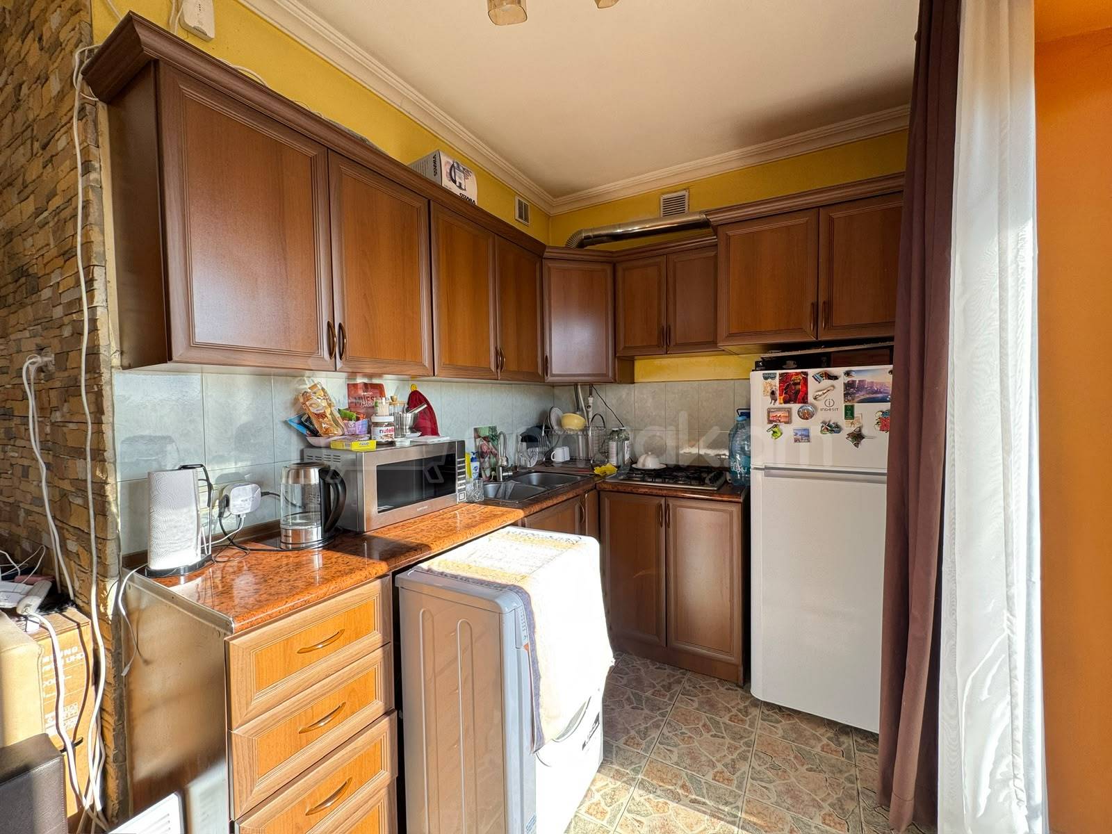 2 Սենյականոց Բնակարան Քարե Շենքում, 57քմ, 5/5 հարկ, Կապիտալ Վերանորոգված