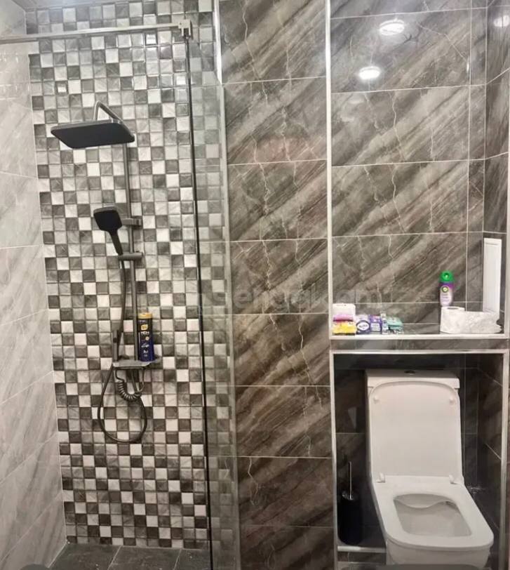 2 Սենյականոց Բնակարան Քարե Շենքում, 40քմ, 3/5 հարկ, Կապիտալ Վերանորոգված, Կահավորված