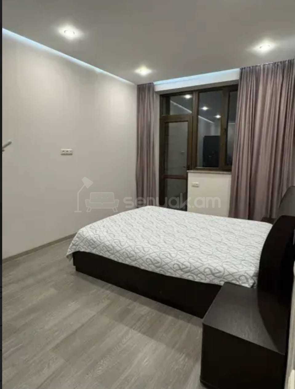 3 Սենյականոց Բնակարան Նորակառույցում, 105քմ, 12/14 հարկ, Կապիտալ Վերանորոգված, Կահավորված, Արևկող